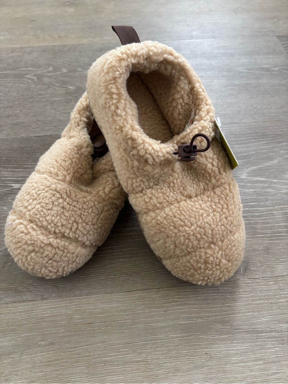Cozy Shearling-Look Slippers in Beige
